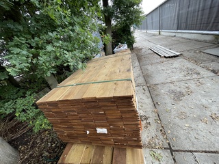 Ca. 91x Guyana Ipé planken geschaafd, 16x140mm, lengte 150cm